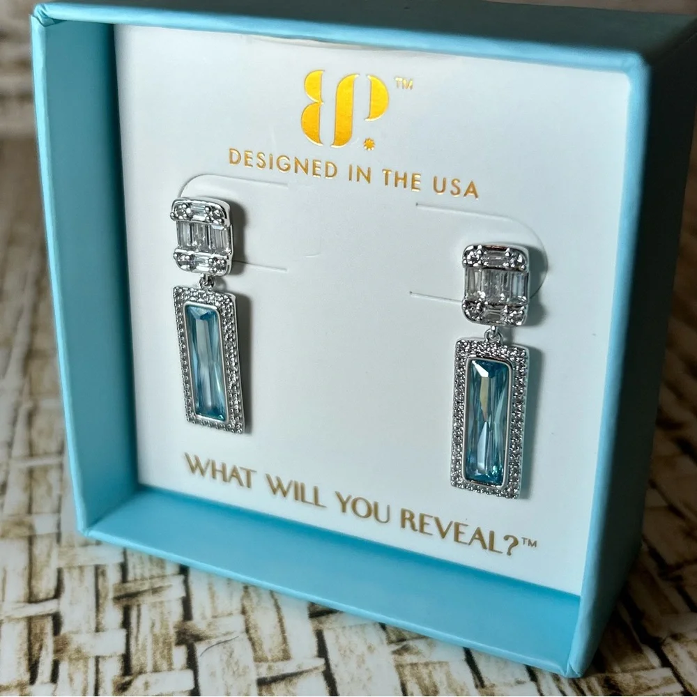 🐾 Be The Light 🐾 - Picture 2 of 6